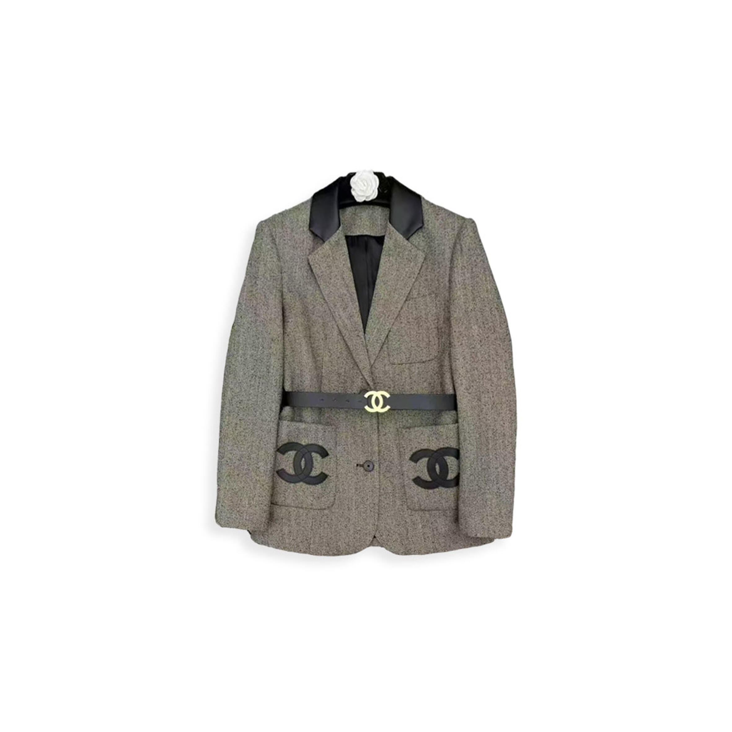 CHANEL BLAZER 